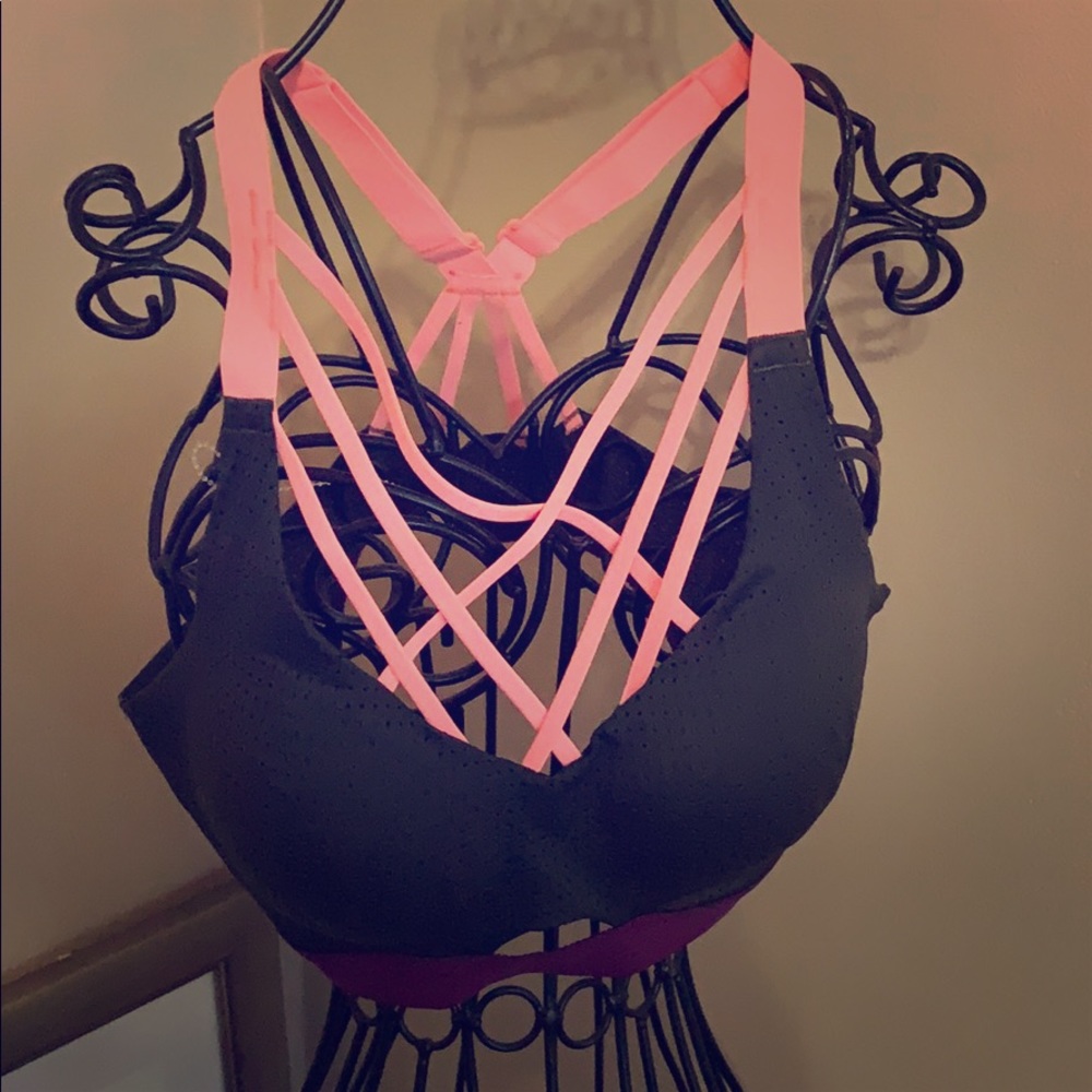 Victoria’s Secret PINK sports bra